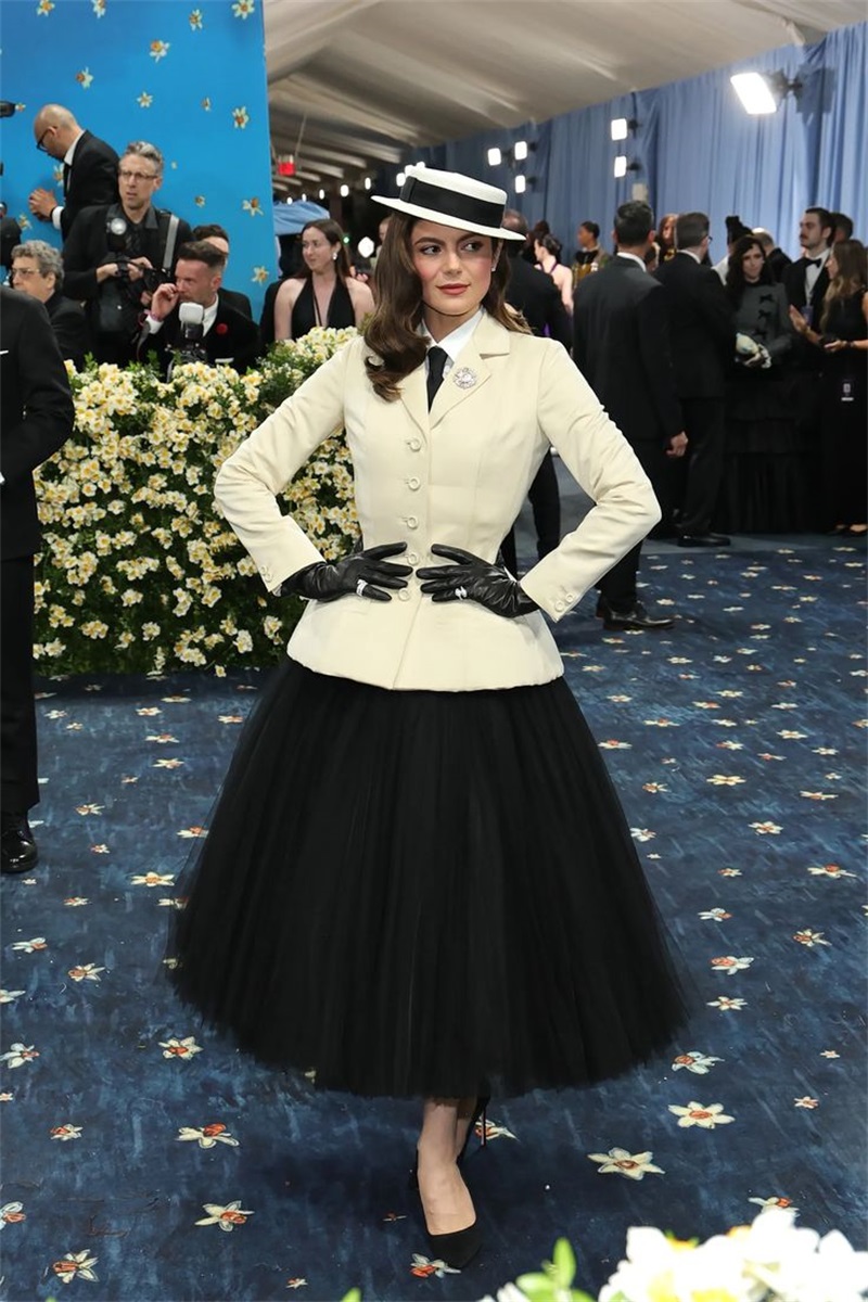 Women Formal Wear With Skirt - White Women Office Suits Skirt Set