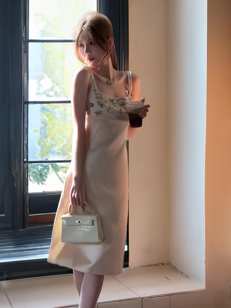 Elegant Heavy Work Satin Eveni - Women Formal Wear With Skirt recension och pris