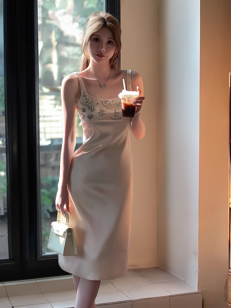 Elegant Heavy Work Satin Eveni - Women Formal Wear With Skirt recension och pris